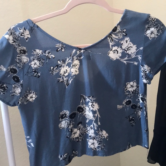 Top - Picture 3 of 4